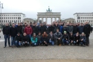Studierende vor Brandenburger Tor